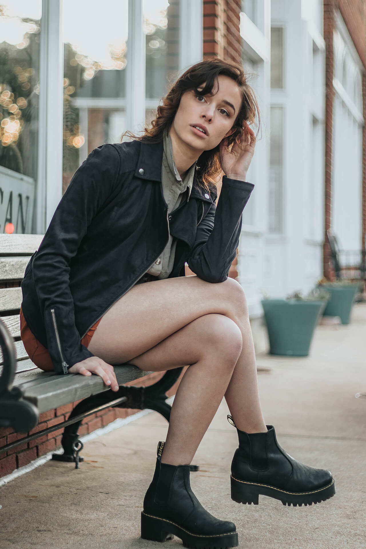 How Do You Choose the Perfect Foundation Based on Your Skin Type?